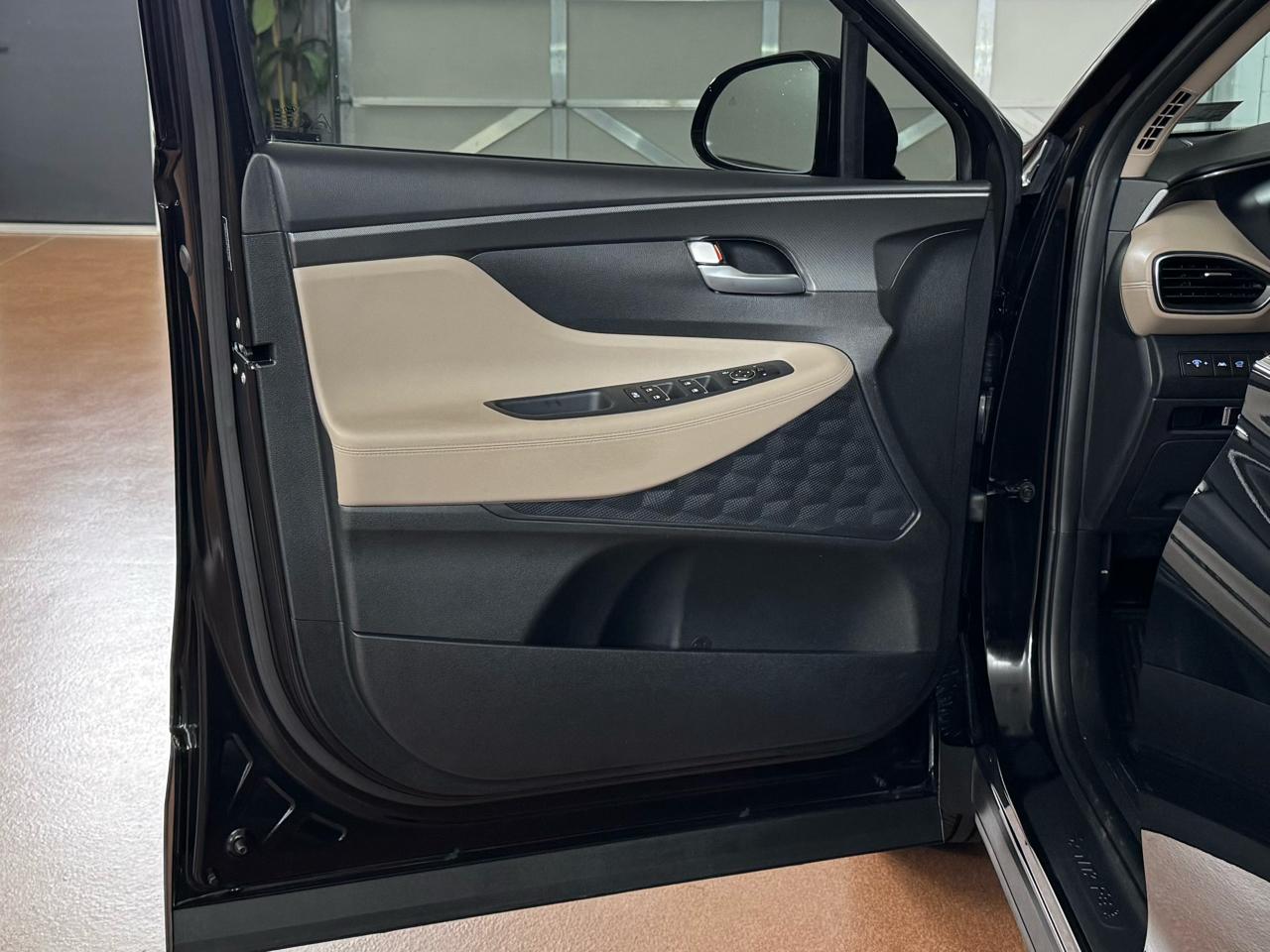 Hyundai Santa Fe SEL AWD 2023