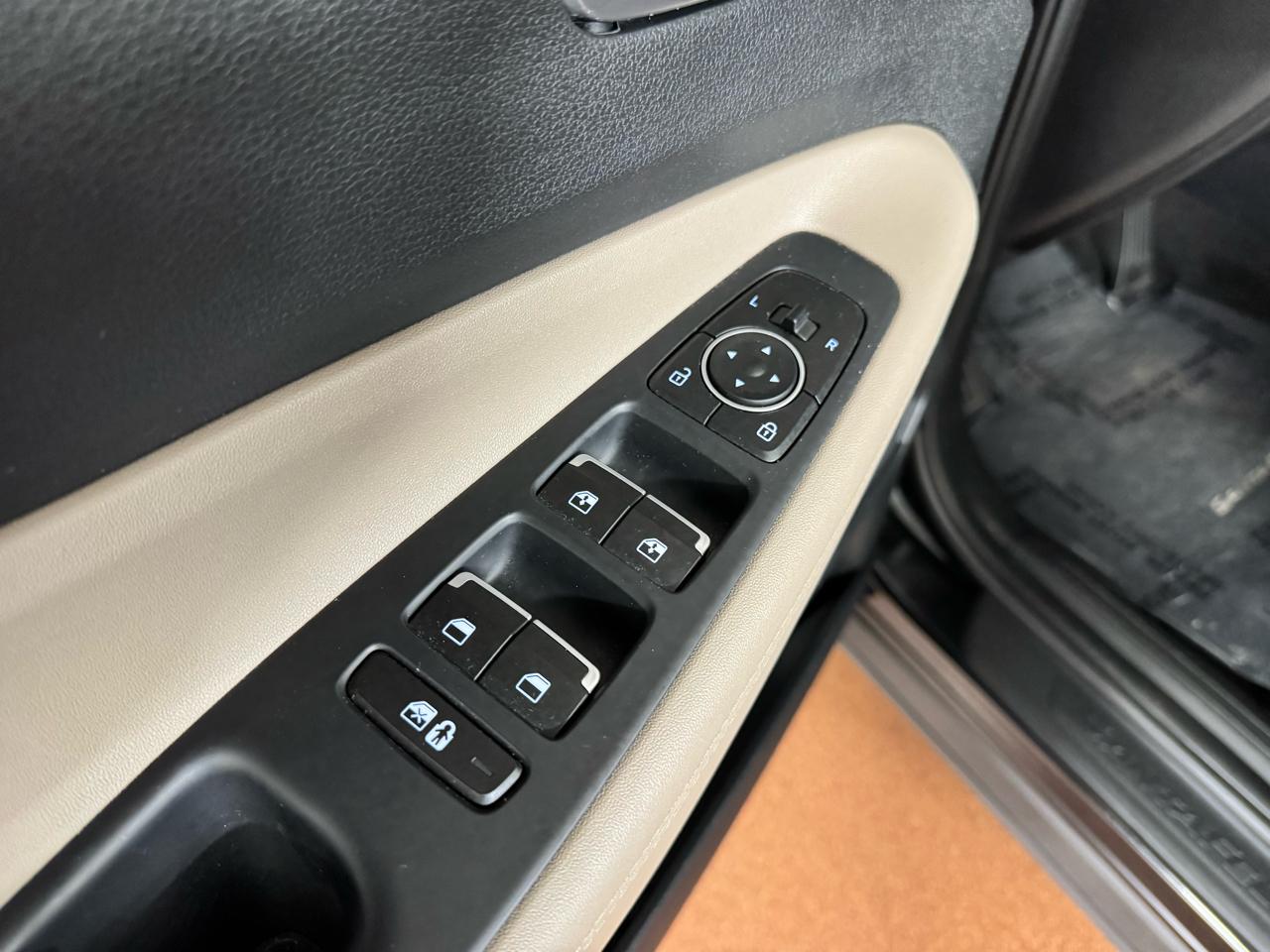 Hyundai Santa Fe SEL AWD 2023