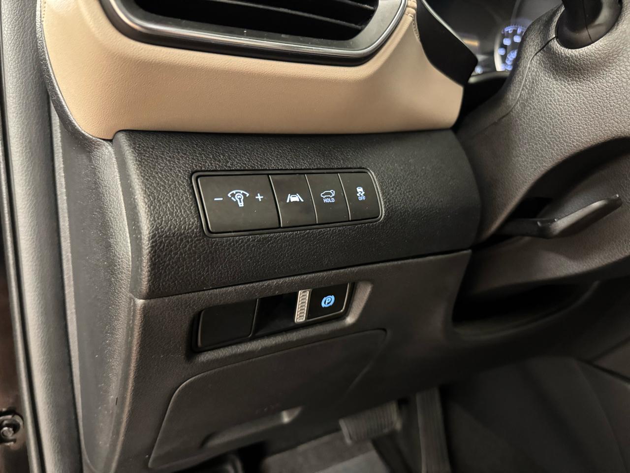 Hyundai Santa Fe SEL AWD 2023