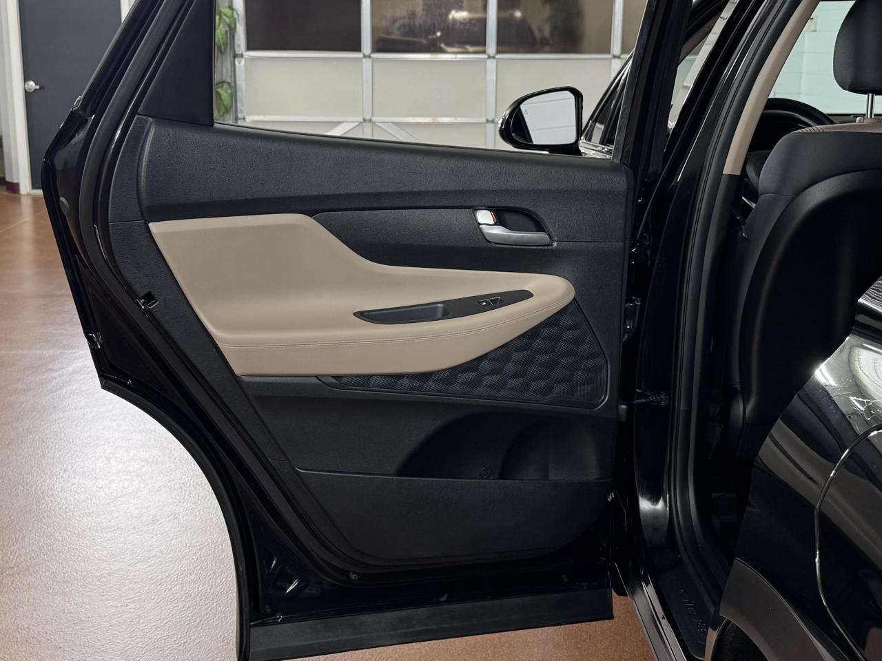 Hyundai Santa Fe SEL AWD 2023