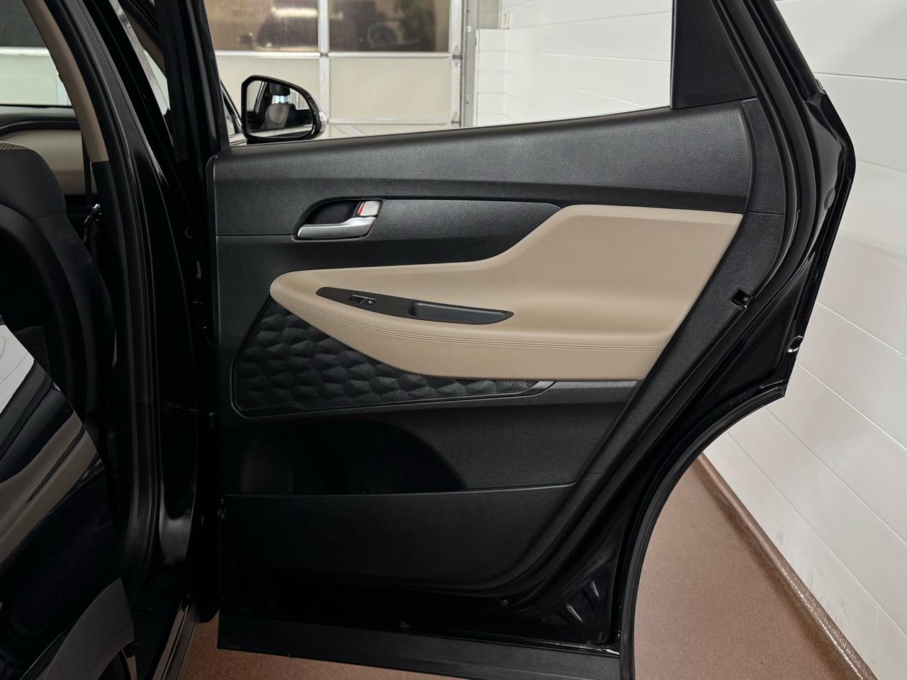 Hyundai Santa Fe SEL AWD 2023