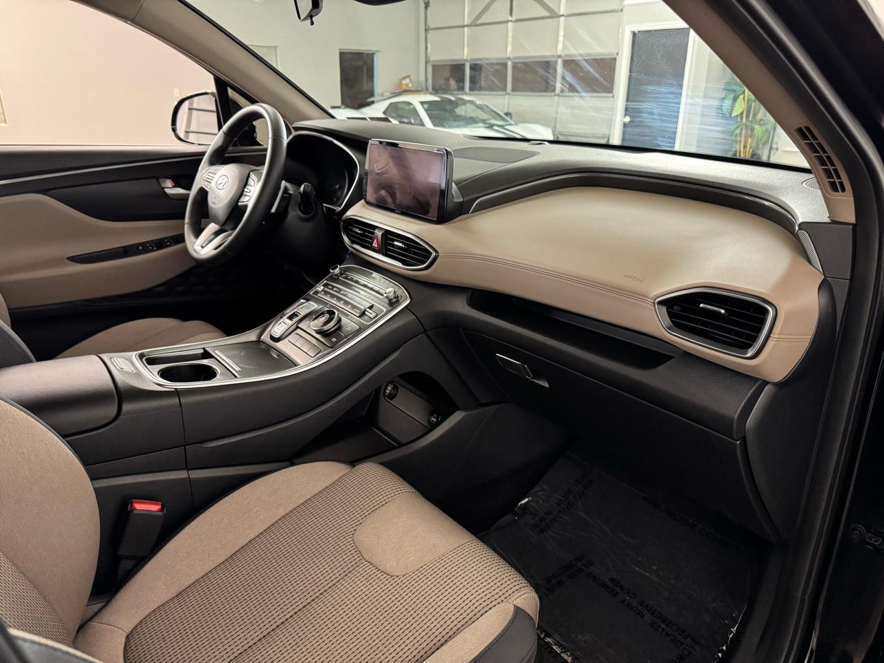 Hyundai Santa Fe SEL AWD 2023