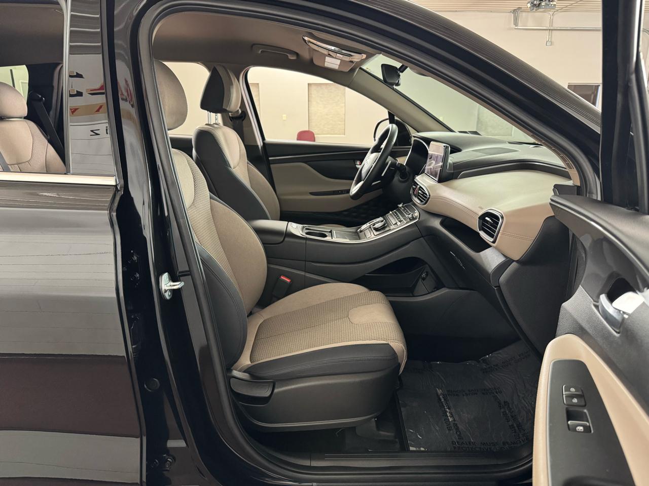 Hyundai Santa Fe SEL AWD 2023