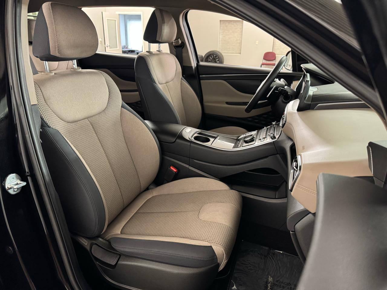 Hyundai Santa Fe SEL AWD 2023