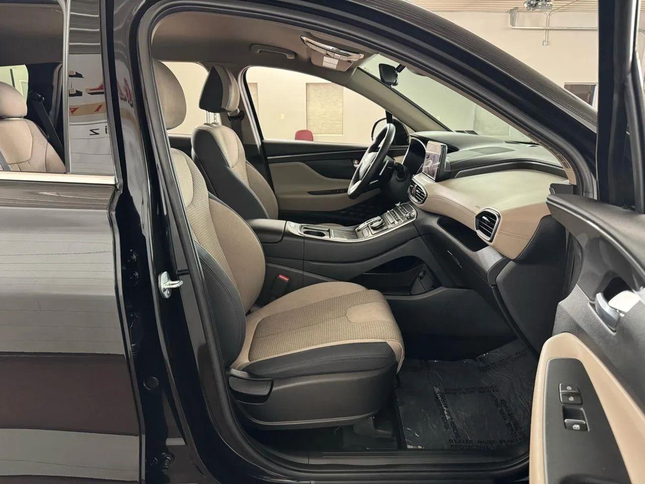 Hyundai Santa Fe SEL AWD 2023