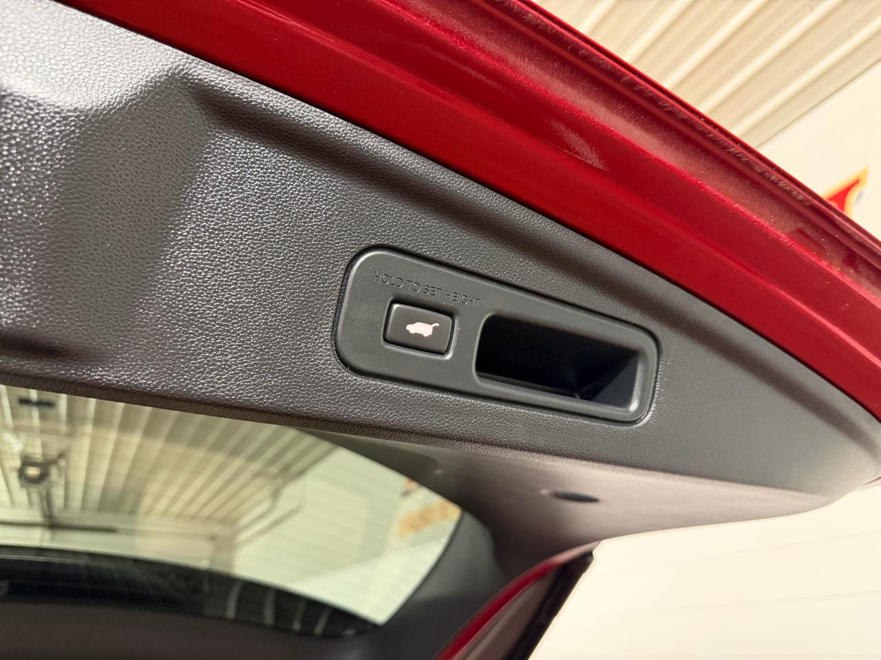 Acura MDX SH-AWD 2023