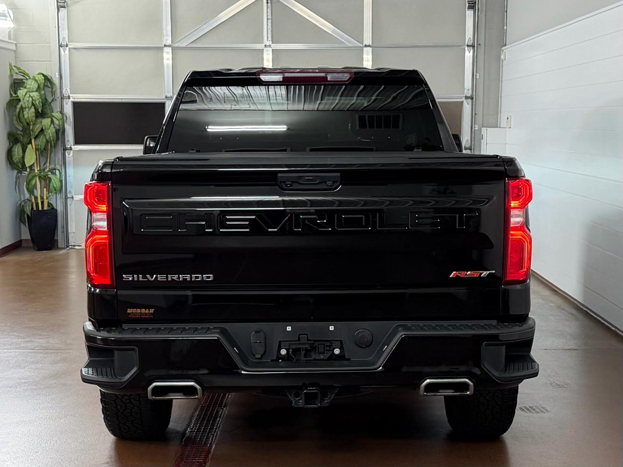 Chevrolet Silverado 1500 RST Crew Cab Long Box 4WD 2022