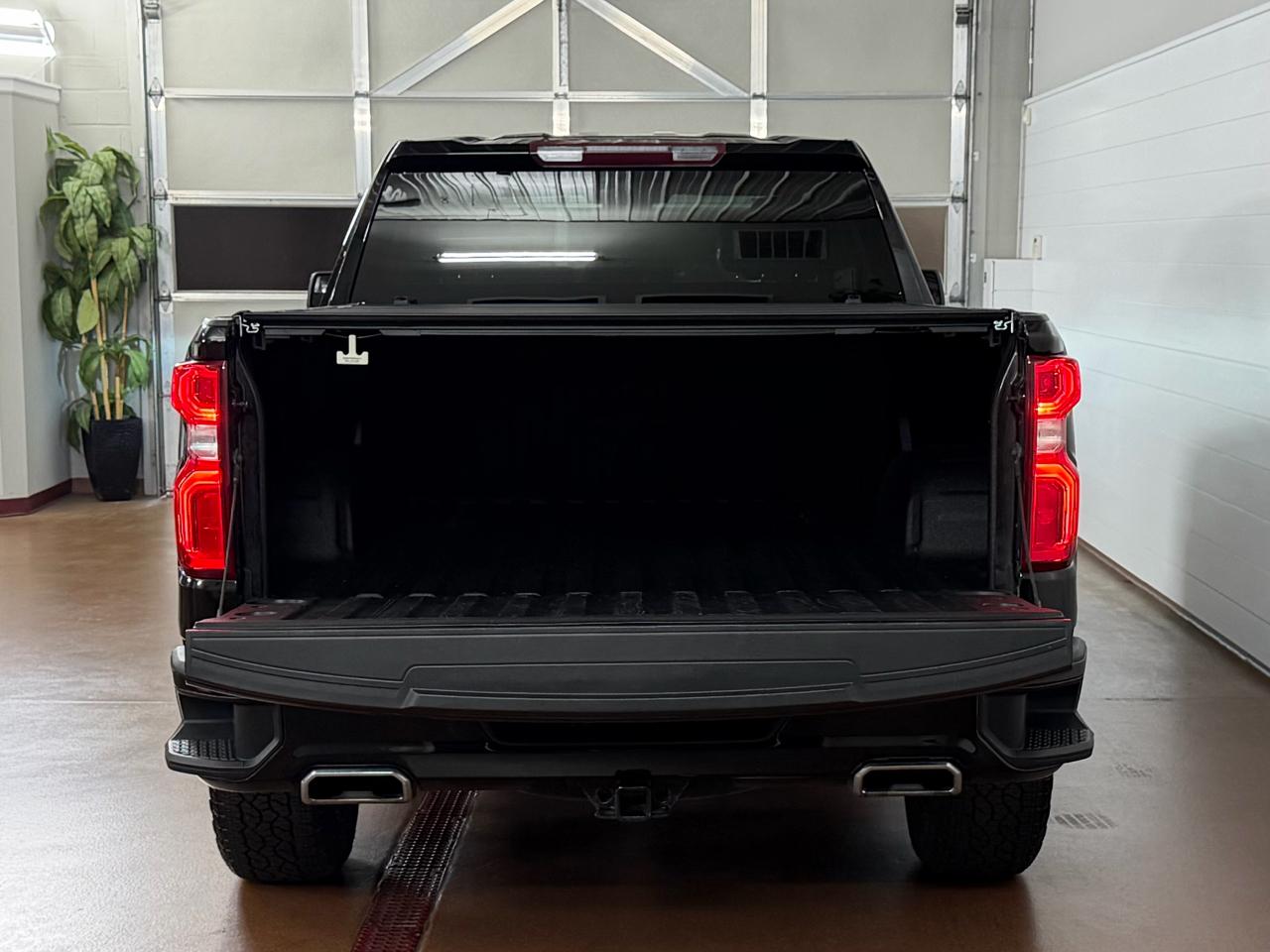 Chevrolet Silverado 1500 RST Crew Cab Long Box 4WD 2022