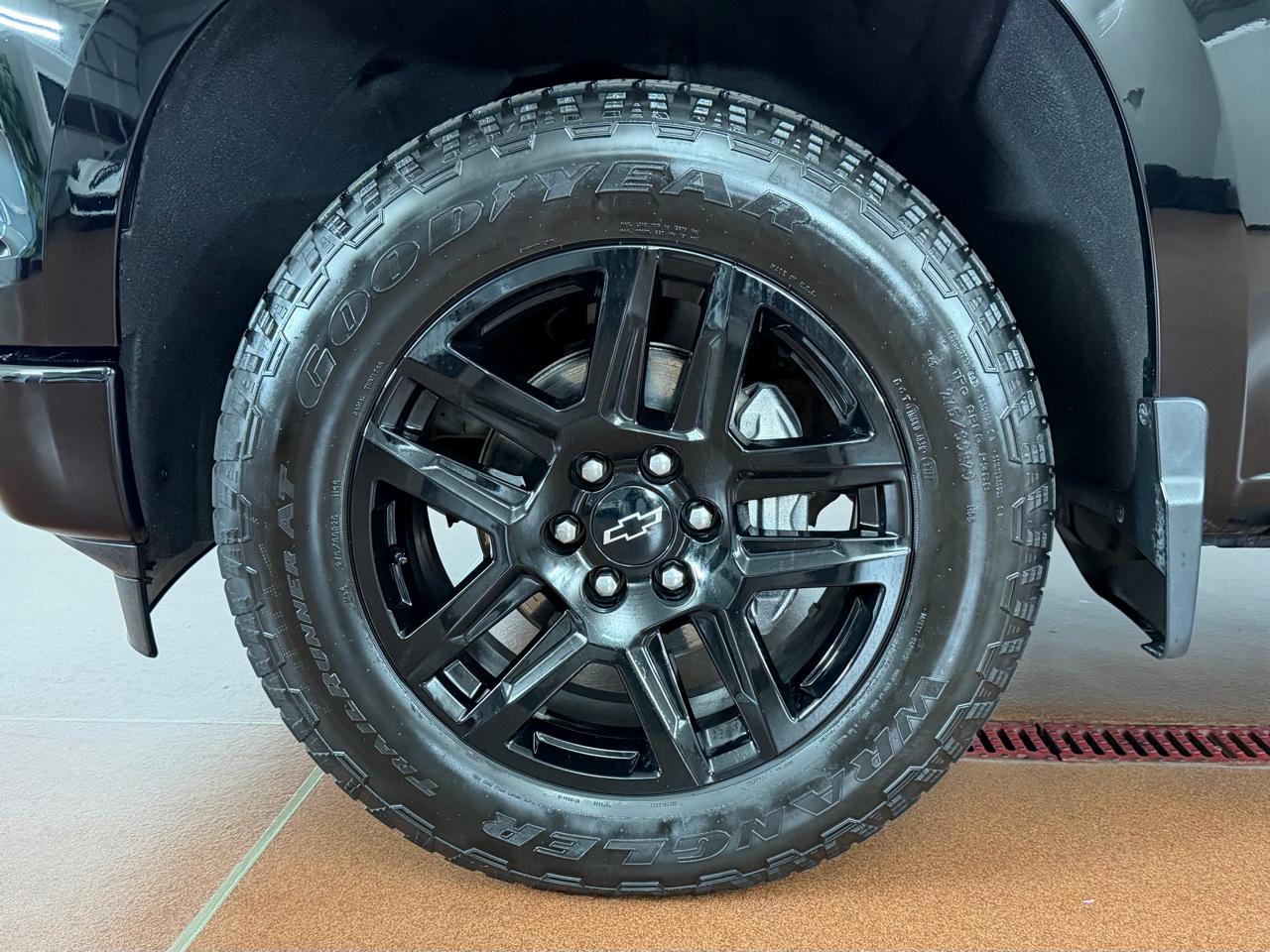 Chevrolet Silverado 1500 RST Crew Cab Long Box 4WD 2022