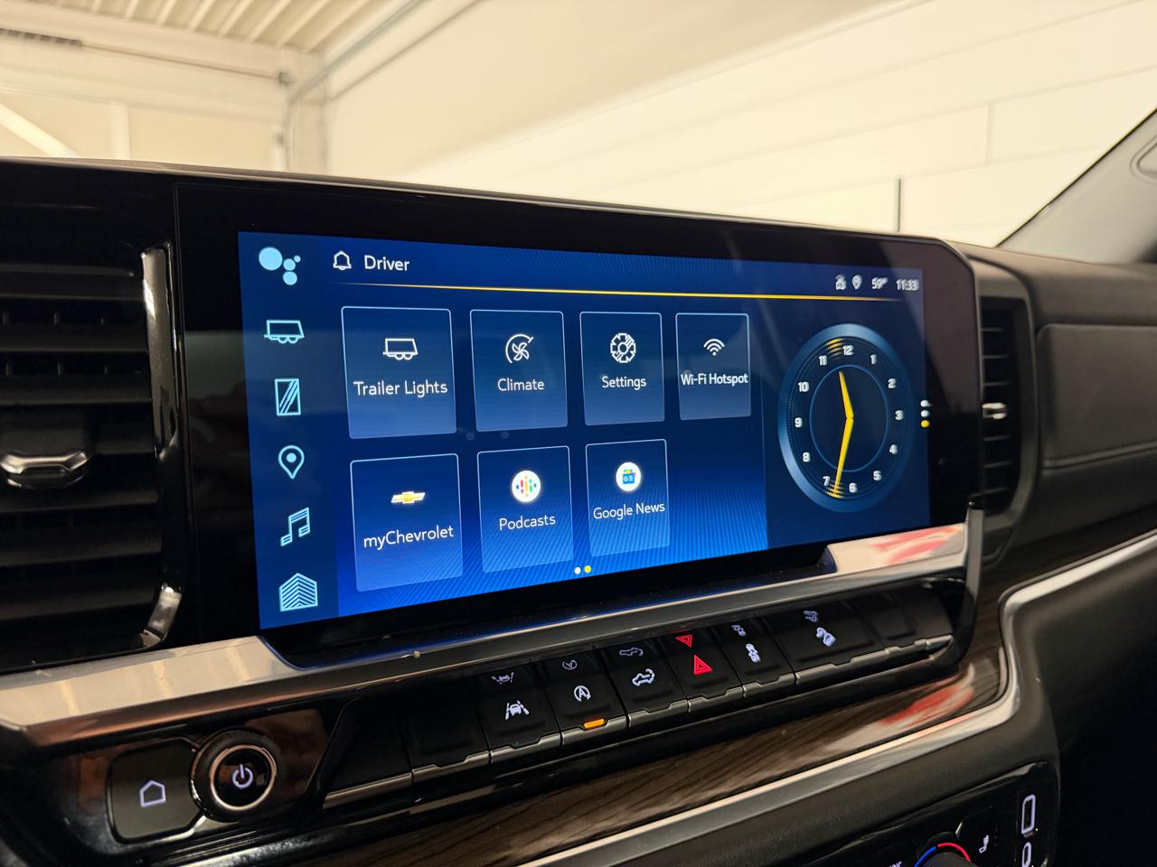 Chevrolet Silverado 1500 RST Crew Cab Long Box 4WD 2022