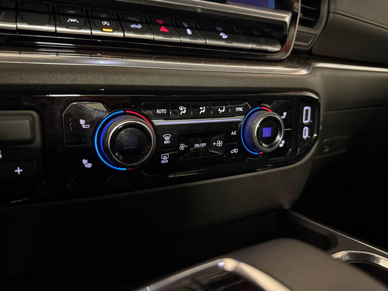 Chevrolet Silverado 1500 RST Crew Cab Long Box 4WD 2022