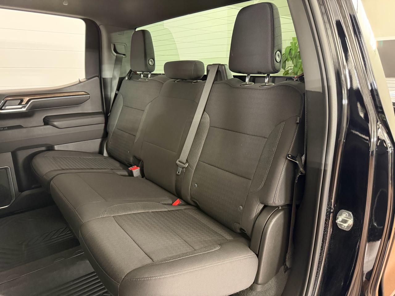 Chevrolet Silverado 1500 RST Crew Cab Long Box 4WD 2022