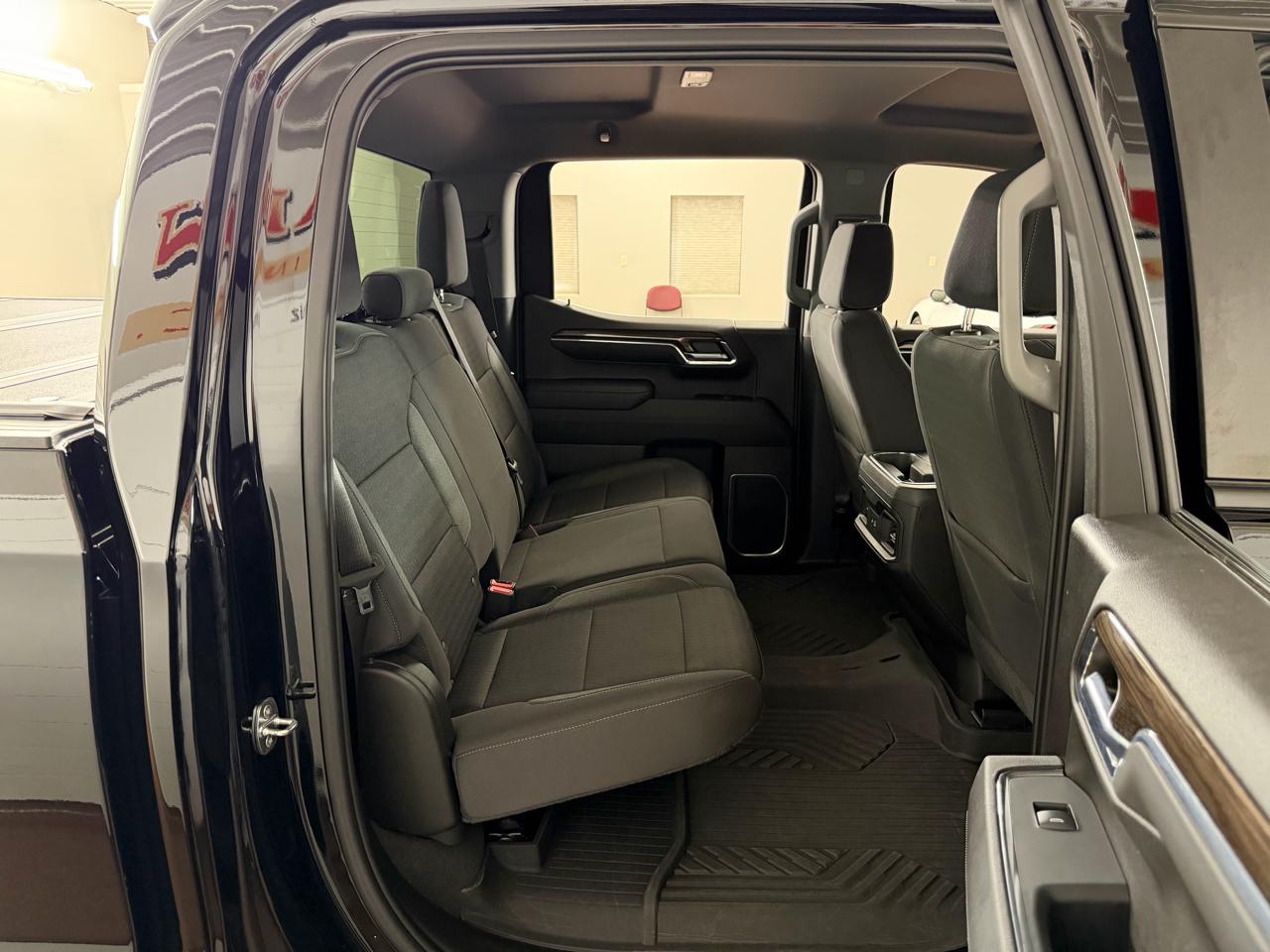 Chevrolet Silverado 1500 RST Crew Cab Long Box 4WD 2022