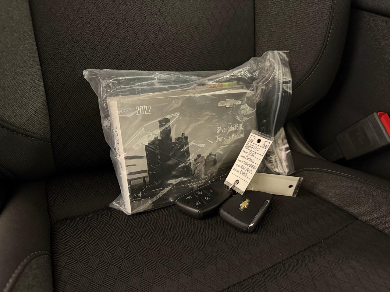 Chevrolet Silverado 1500 RST Crew Cab Long Box 4WD 2022