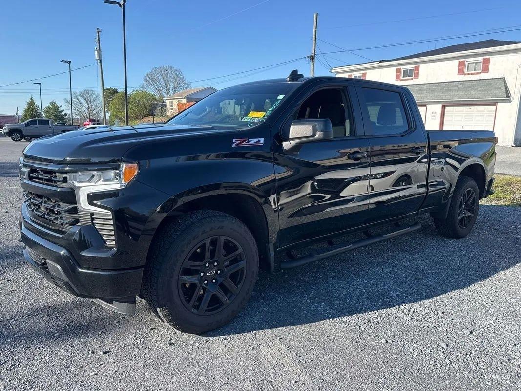 Chevrolet Silverado 1500 RST Crew Cab Long Box 4WD 2022