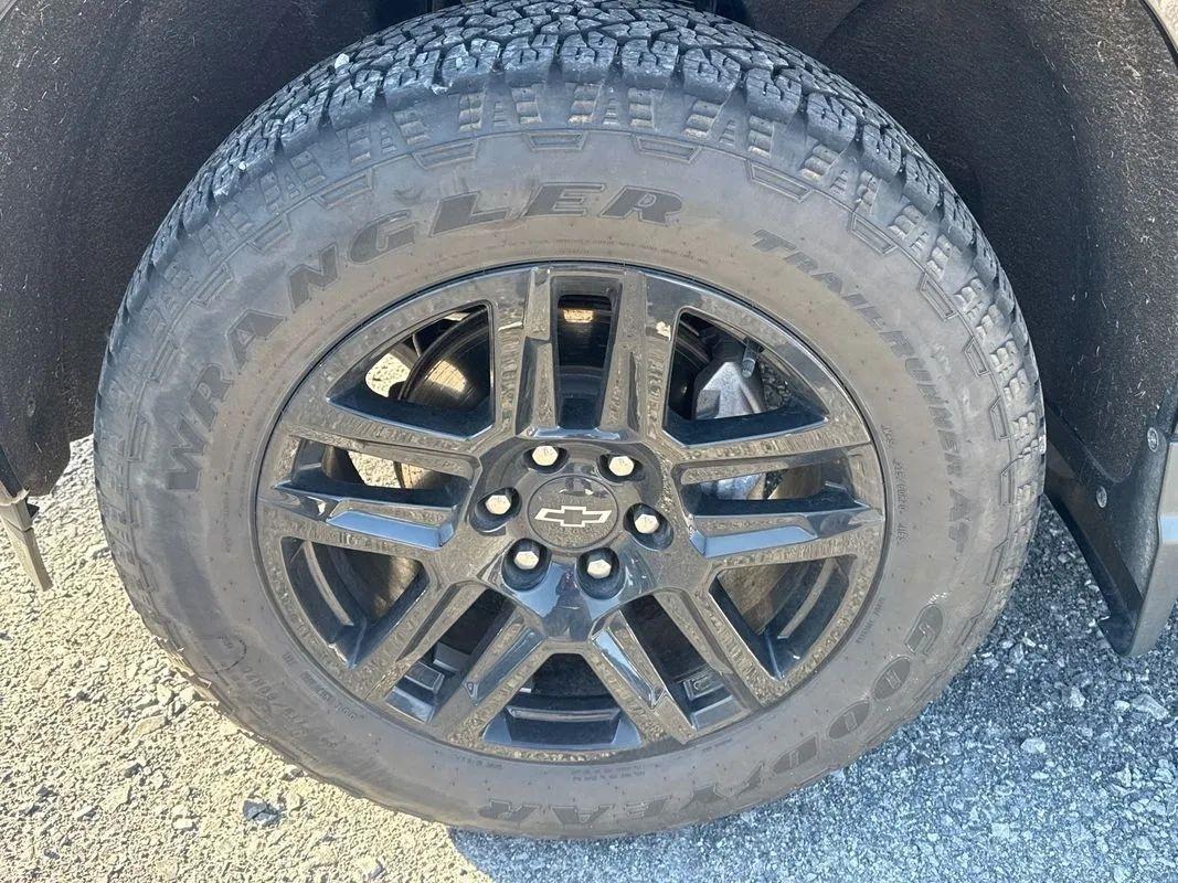 Chevrolet Silverado 1500 RST Crew Cab Long Box 4WD 2022