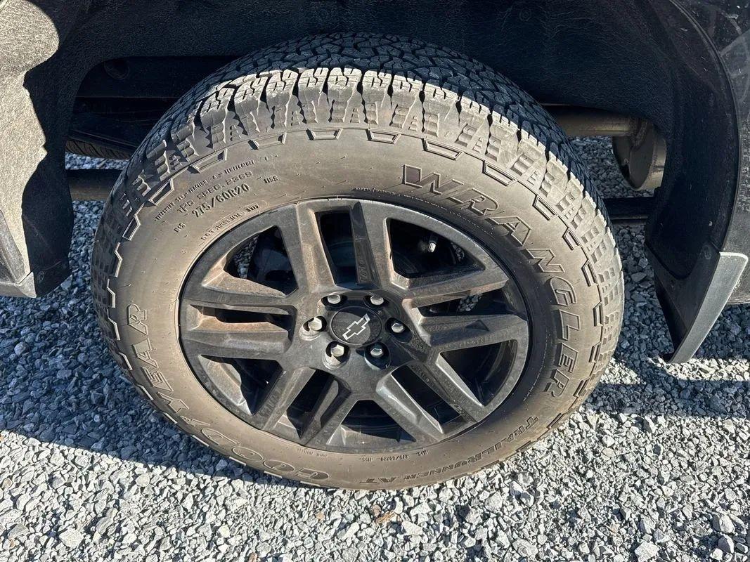 Chevrolet Silverado 1500 RST Crew Cab Long Box 4WD 2022