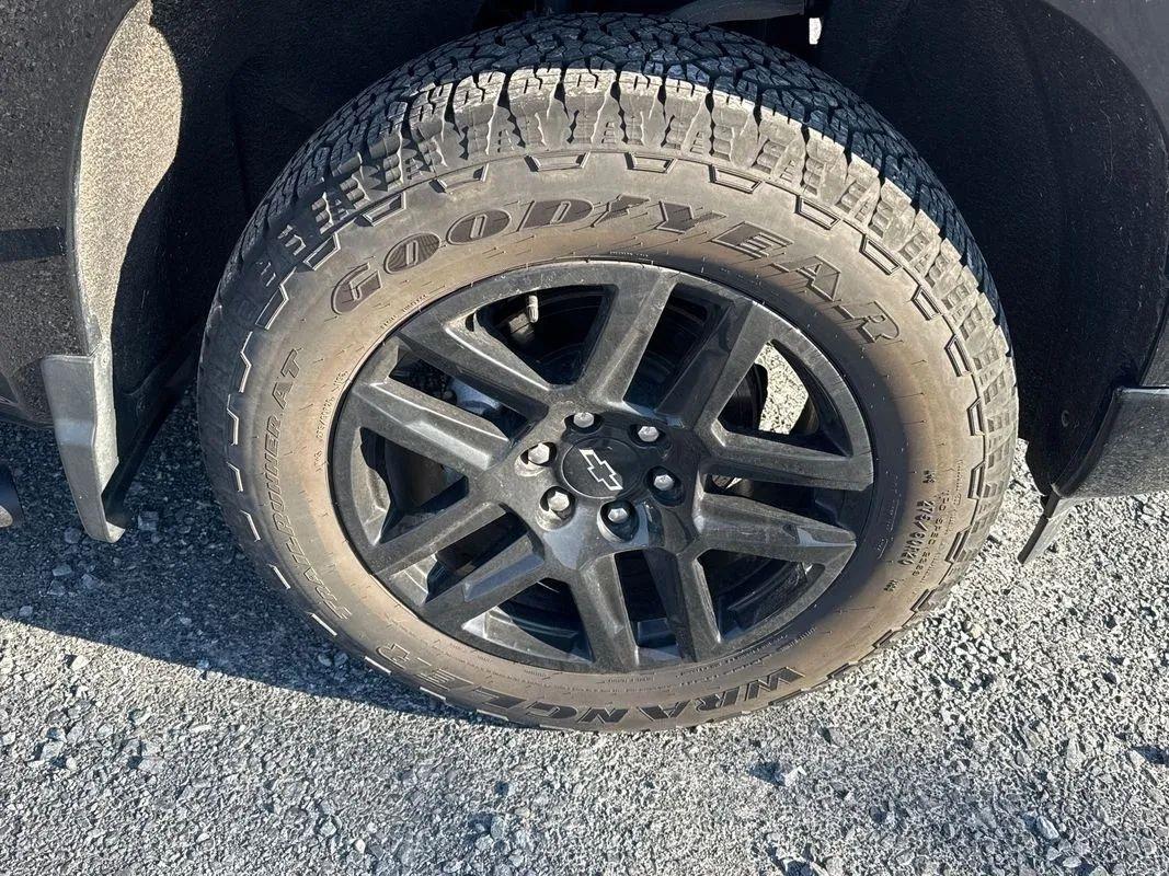 Chevrolet Silverado 1500 RST Crew Cab Long Box 4WD 2022