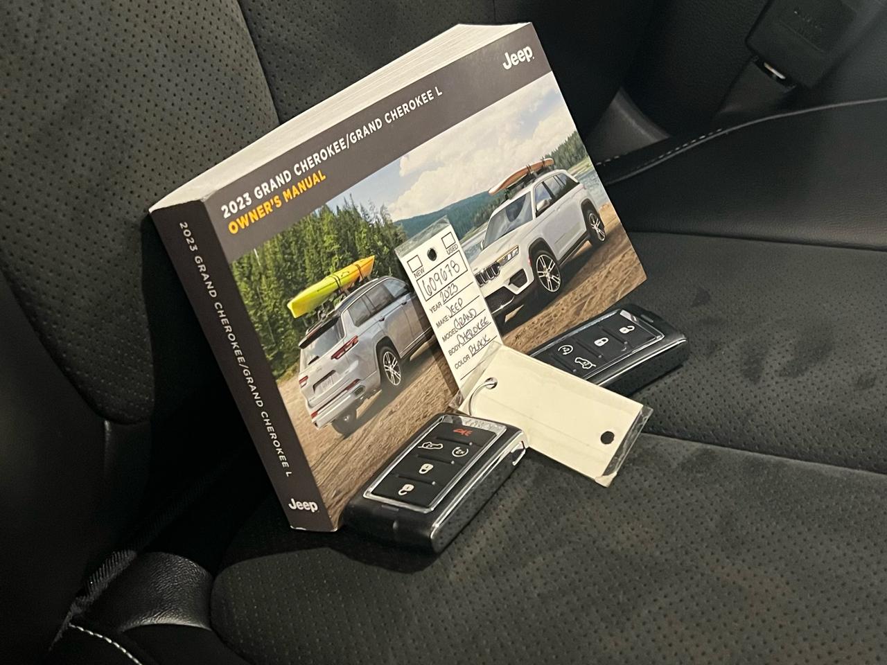 Jeep Grand Cherokee Altitude 4x4 2023