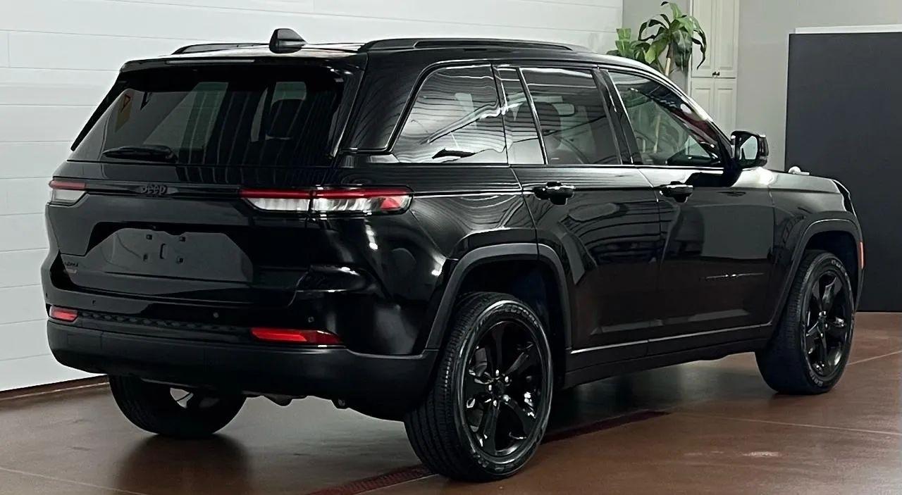 Jeep Grand Cherokee Altitude 4x4 2023