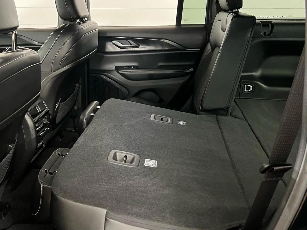 Jeep Grand Cherokee Altitude 4x4 2023