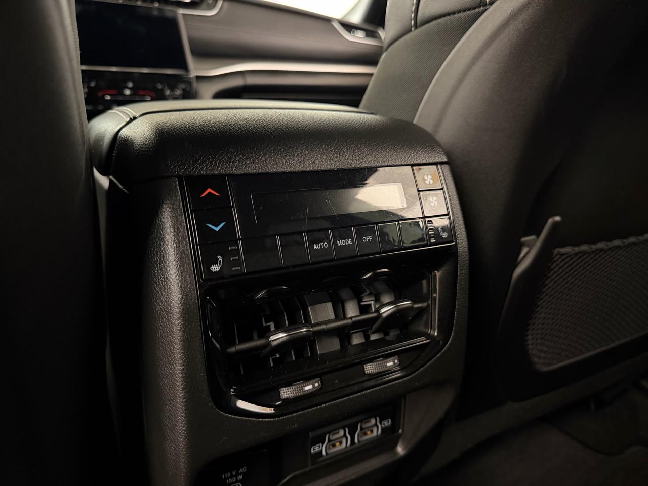 Jeep Grand Cherokee L Limited 4x4 2025