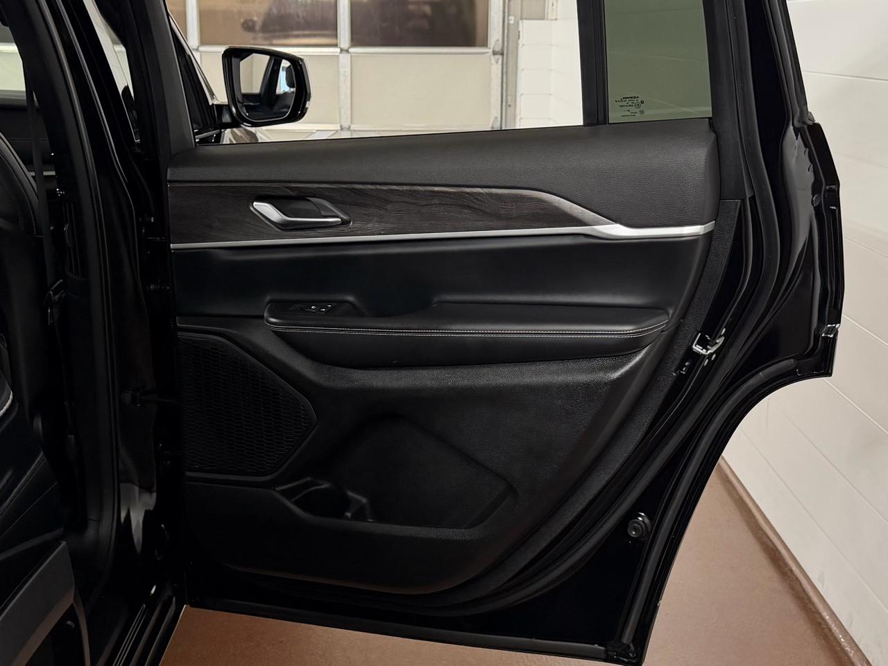 Jeep Grand Cherokee L Limited 4x4 2025