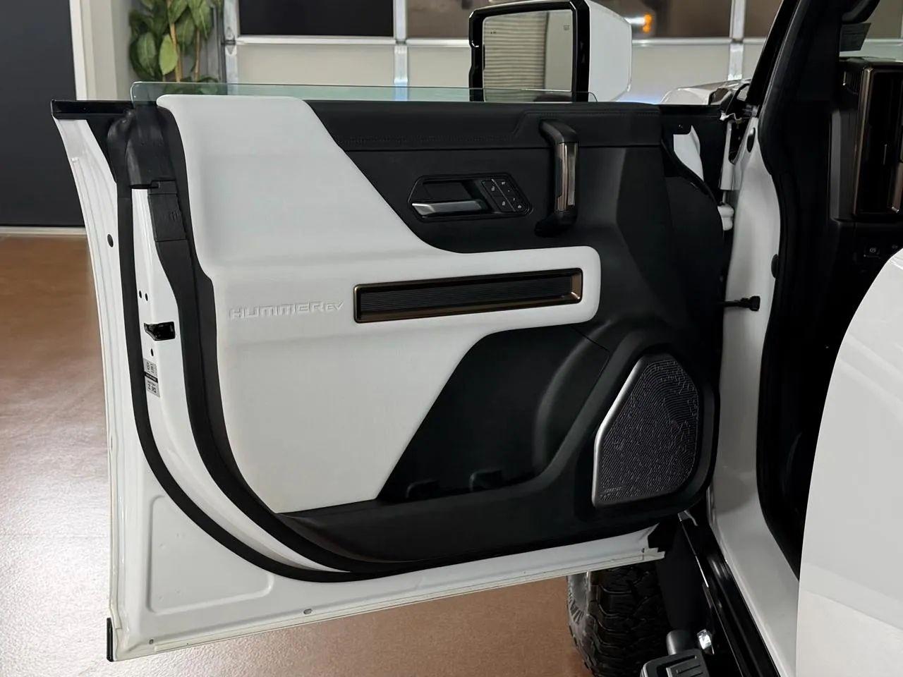 GMC HUMMER EV Pickup  2023