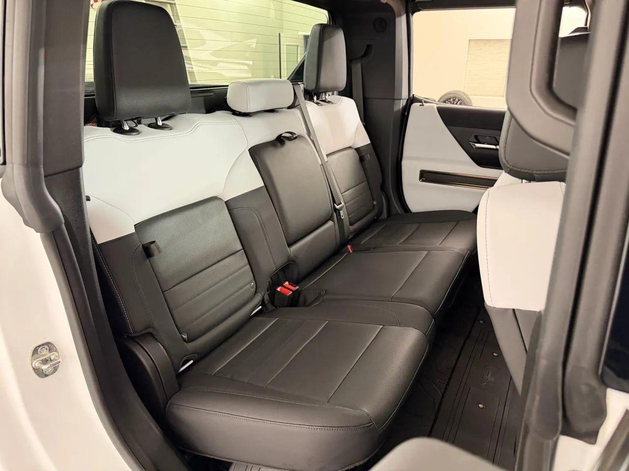 GMC HUMMER EV Pickup  2023