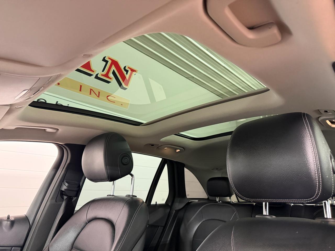 Mercedes-Benz GLC-Class GLC300 4MATIC 2021