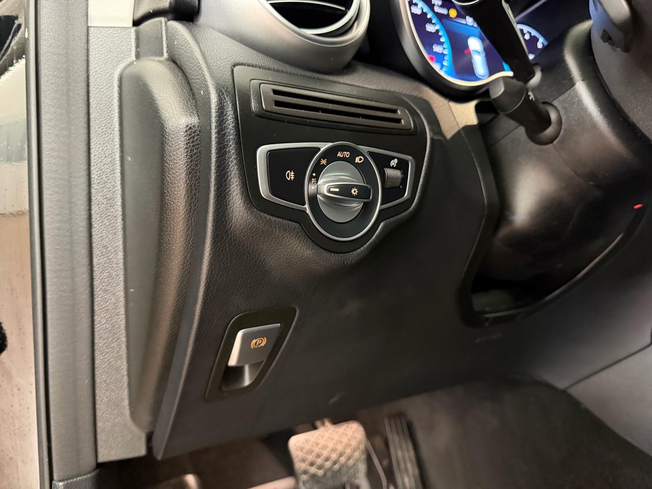 Mercedes-Benz GLC-Class GLC300 4MATIC 2021