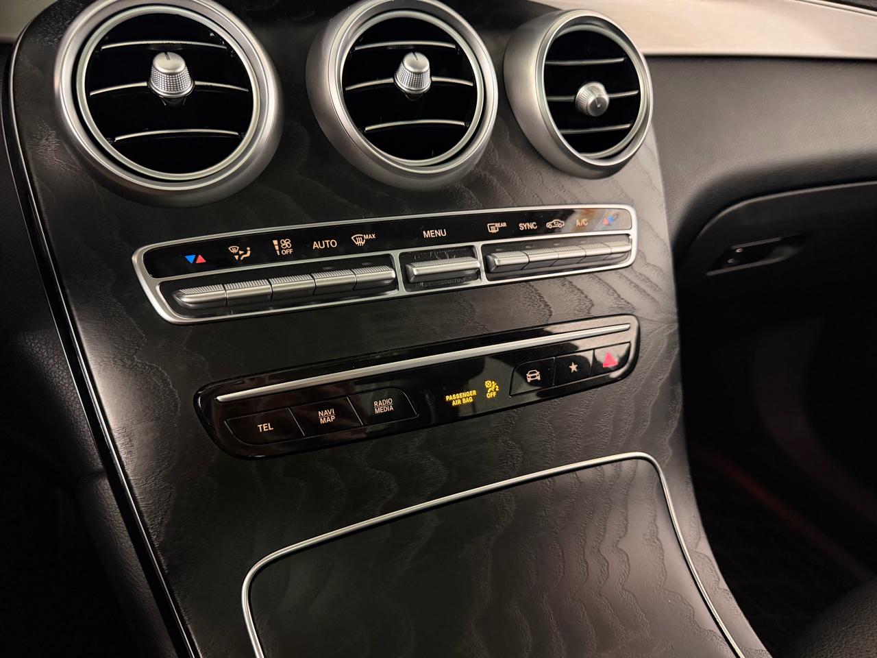 Mercedes-Benz GLC-Class GLC300 4MATIC 2021