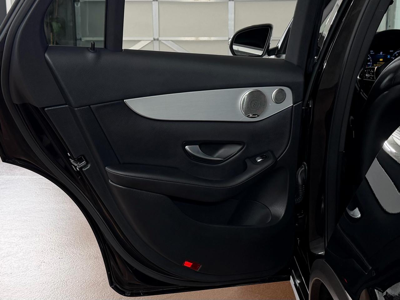 Mercedes-Benz GLC-Class GLC300 4MATIC 2021