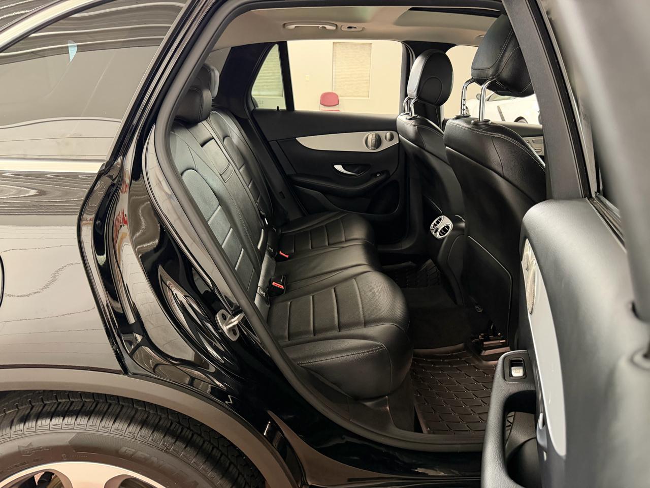 Mercedes-Benz GLC-Class GLC300 4MATIC 2021