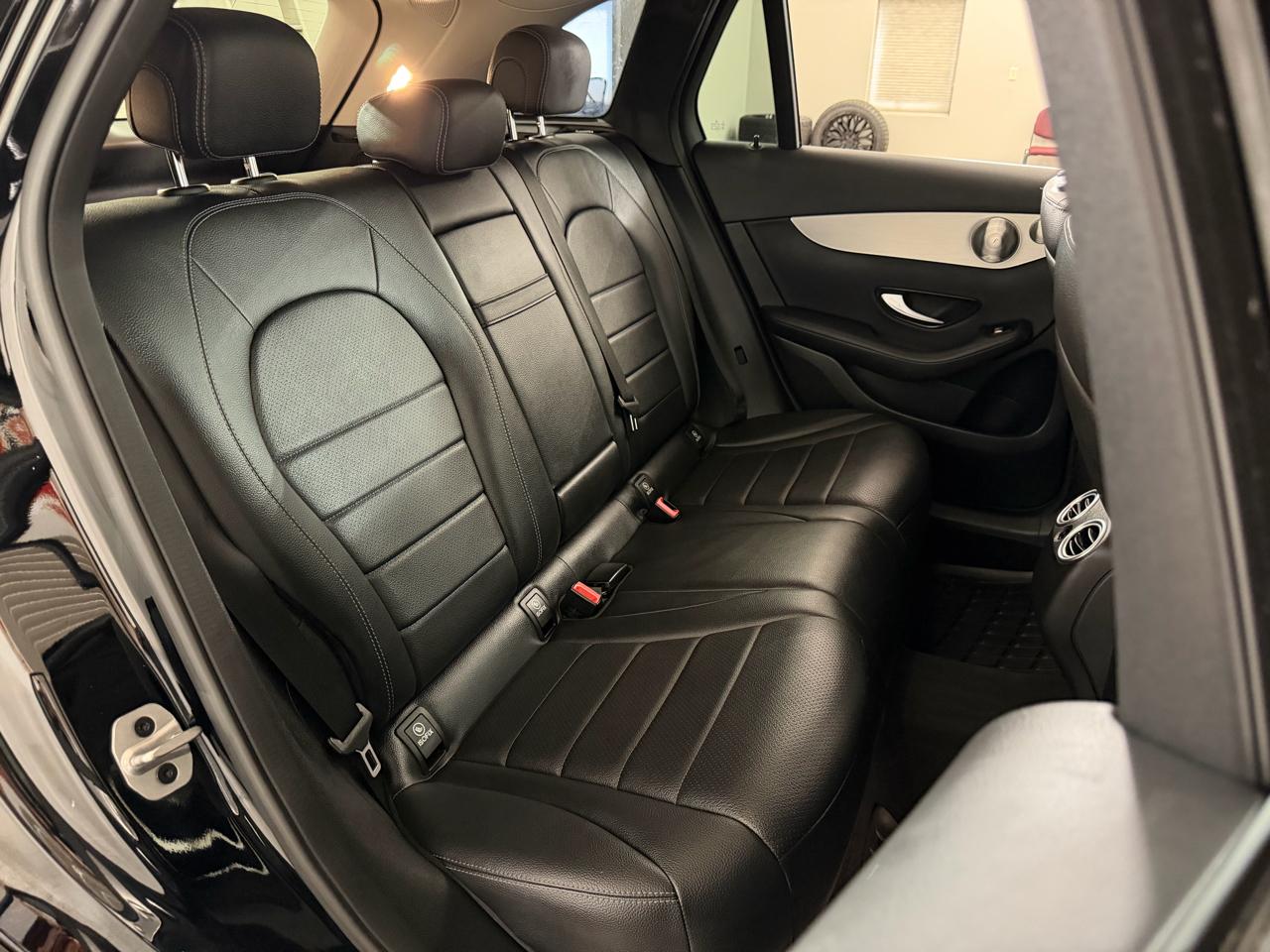 Mercedes-Benz GLC-Class GLC300 4MATIC 2021