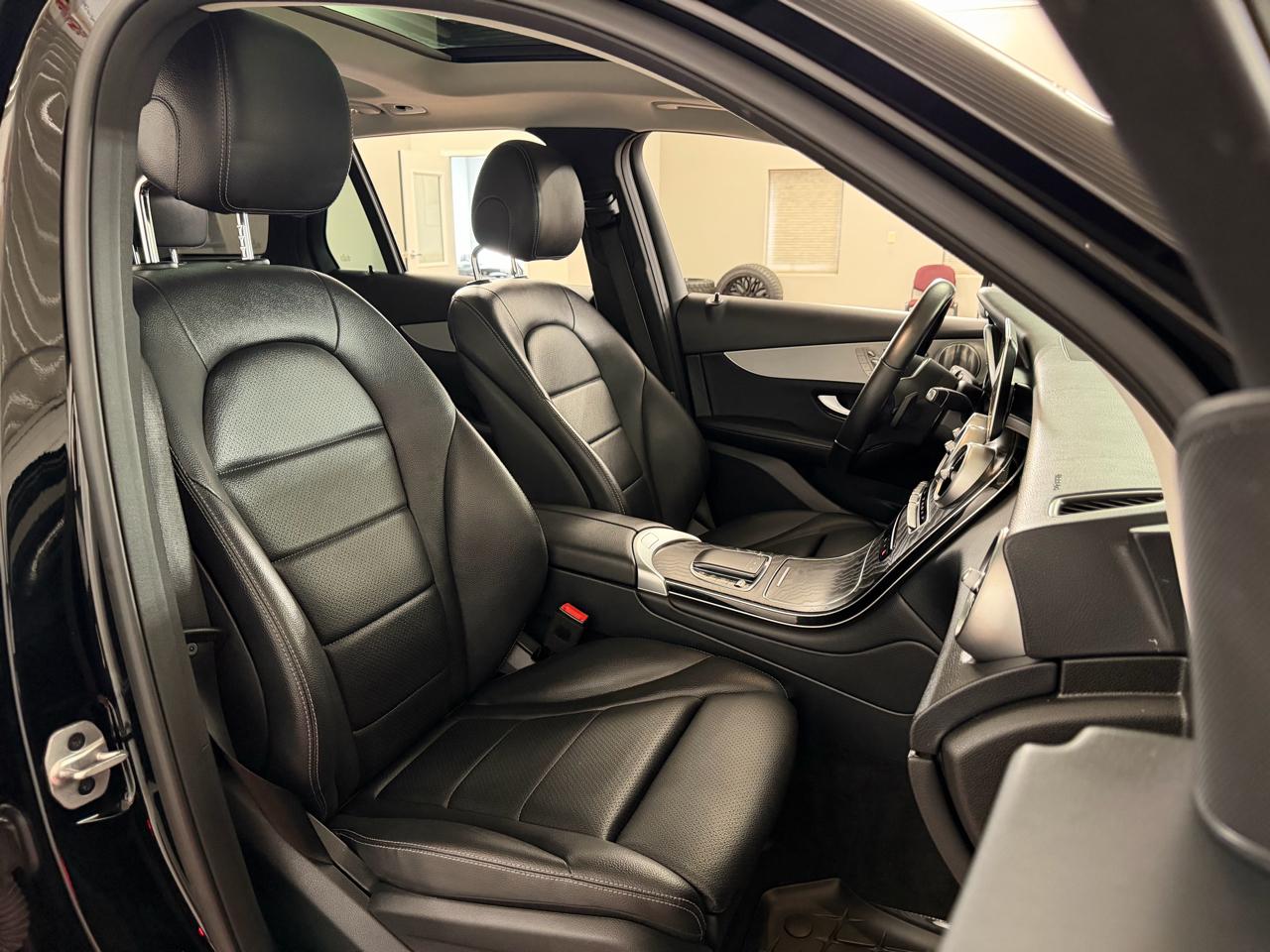 Mercedes-Benz GLC-Class GLC300 4MATIC 2021