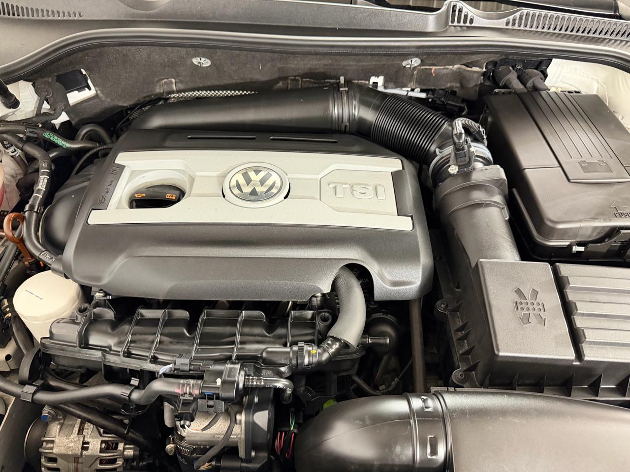 Volkswagen Eos Lux 2012