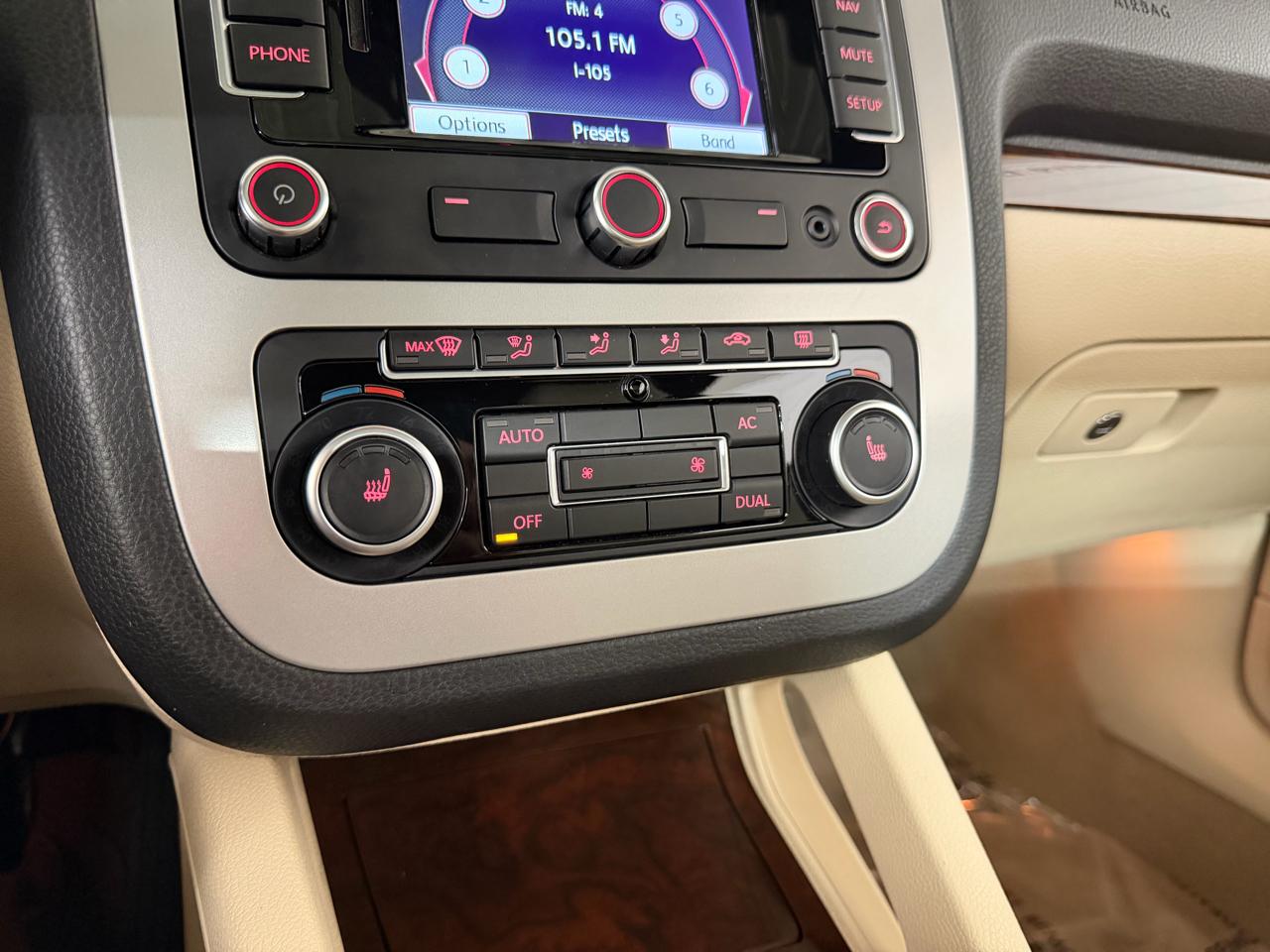 Volkswagen Eos Lux 2012