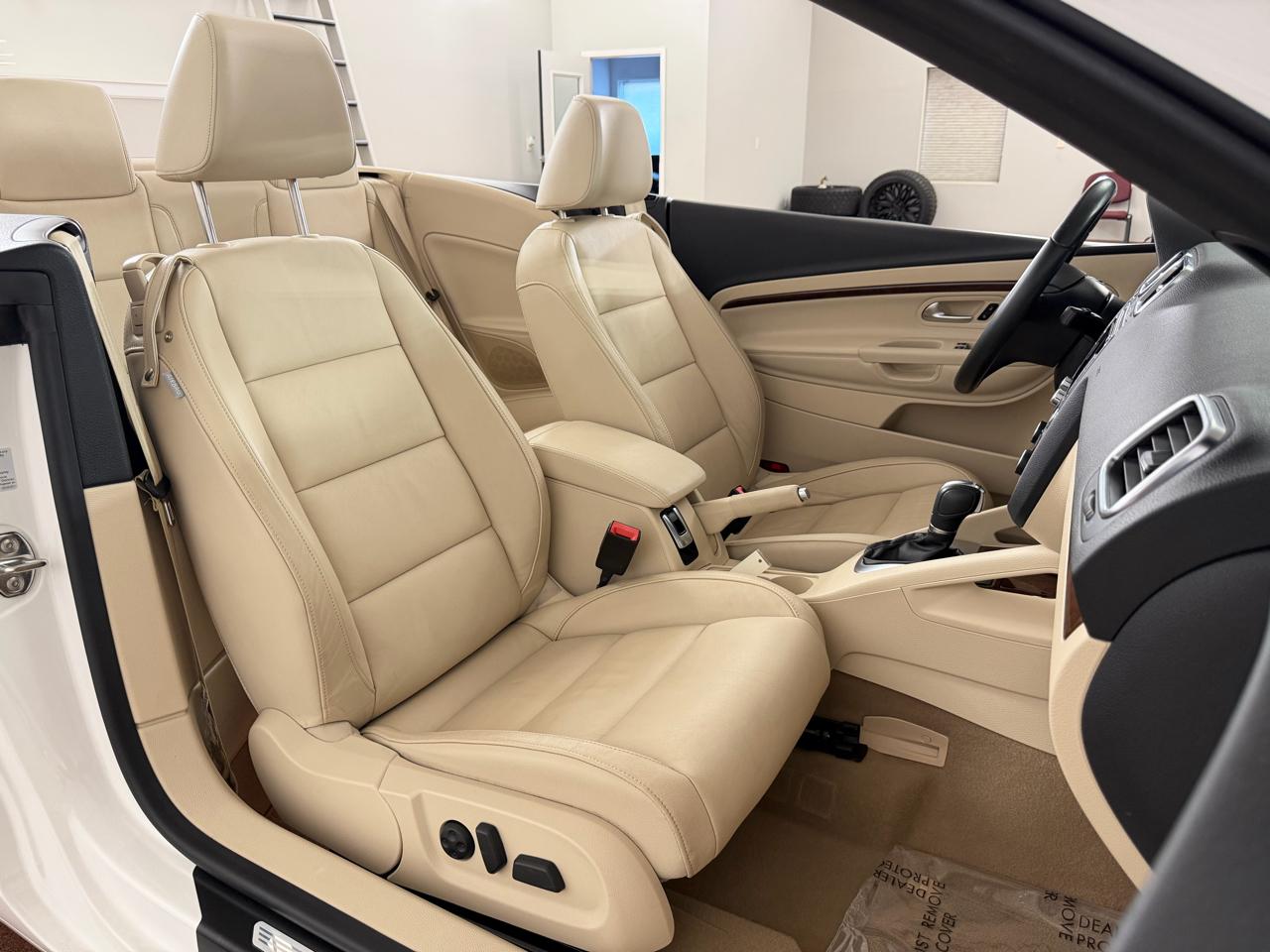 Volkswagen Eos Lux 2012