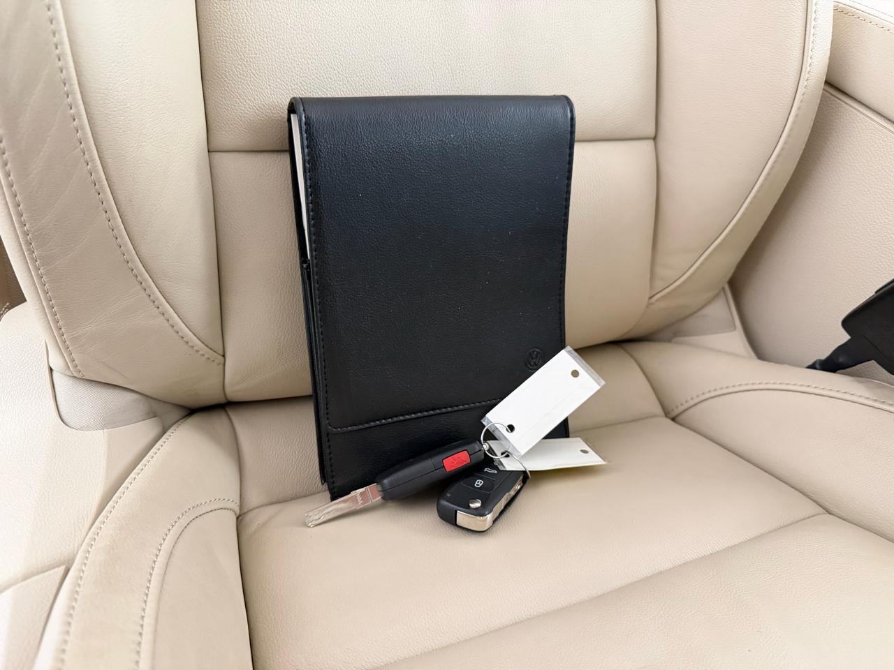 Volkswagen Eos Lux 2012