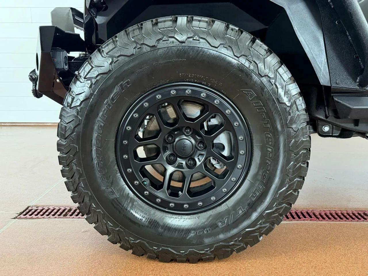 Jeep Wrangler  2021