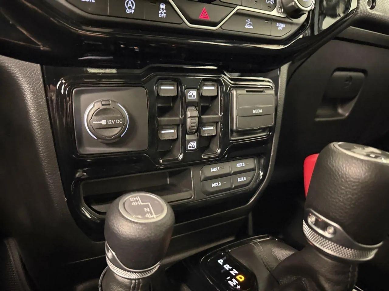 Jeep Wrangler  2021