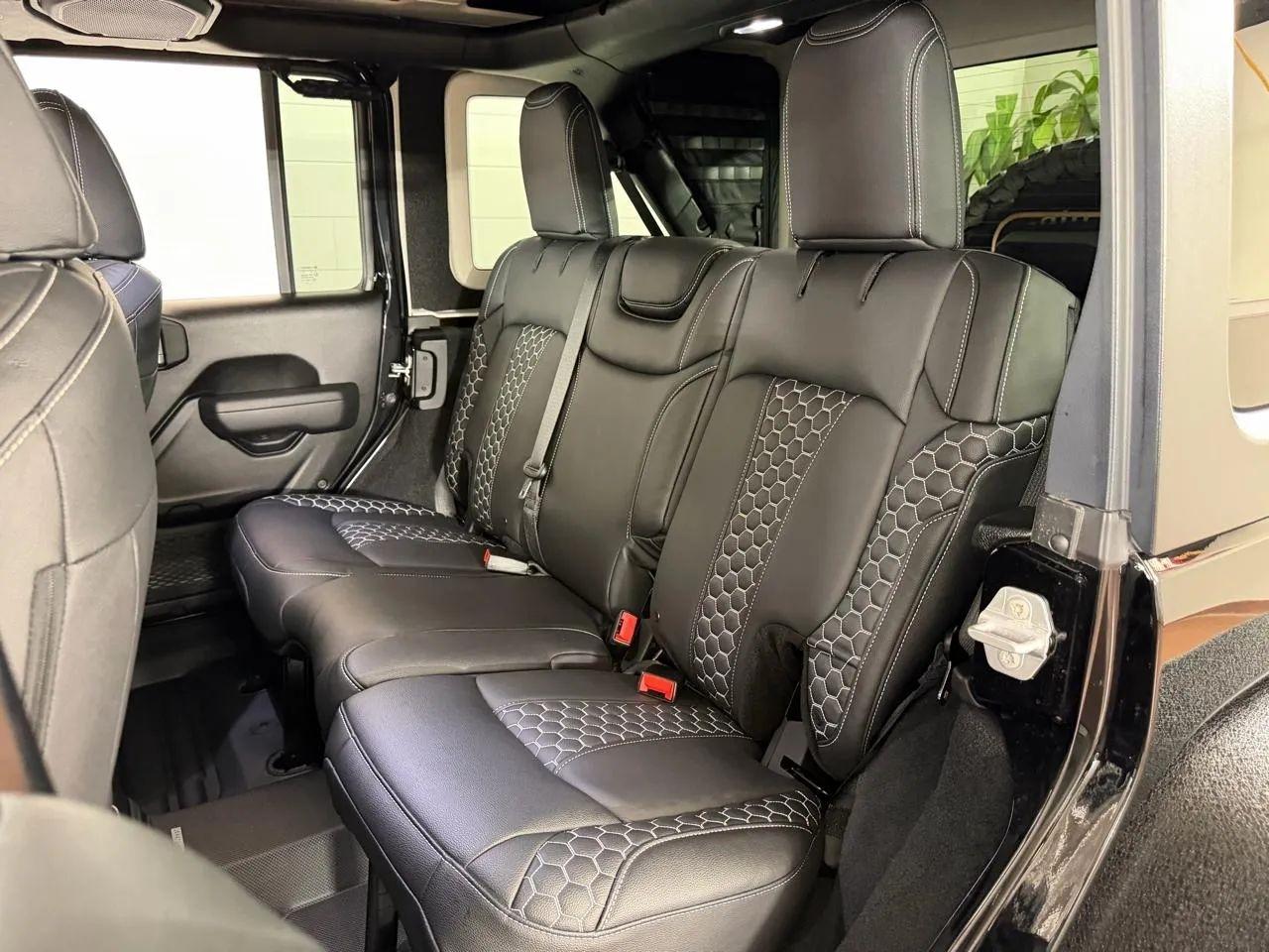 Jeep Wrangler  2021