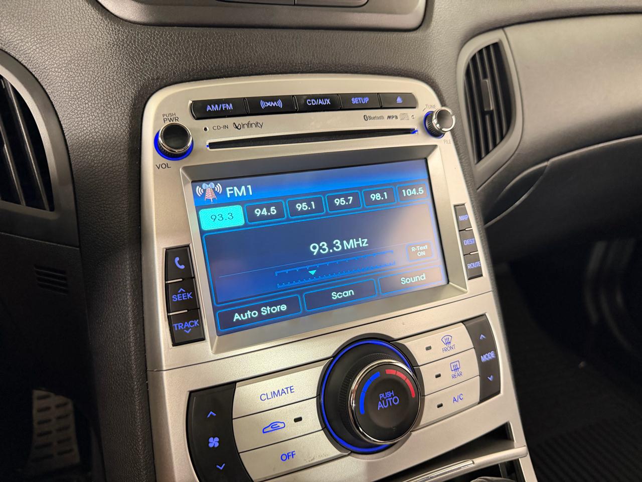 Hyundai Genesis Coupe  2010