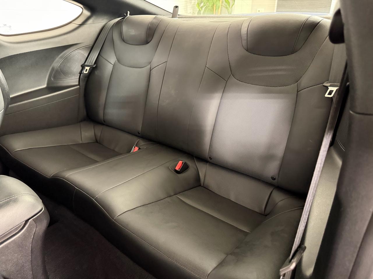 Hyundai Genesis Coupe  2010