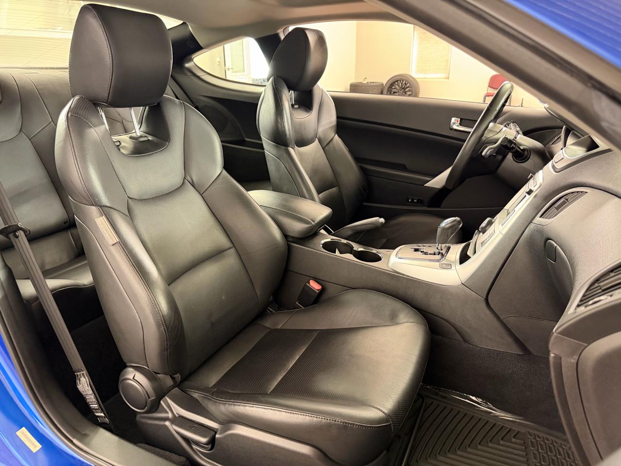 Hyundai Genesis Coupe  2010