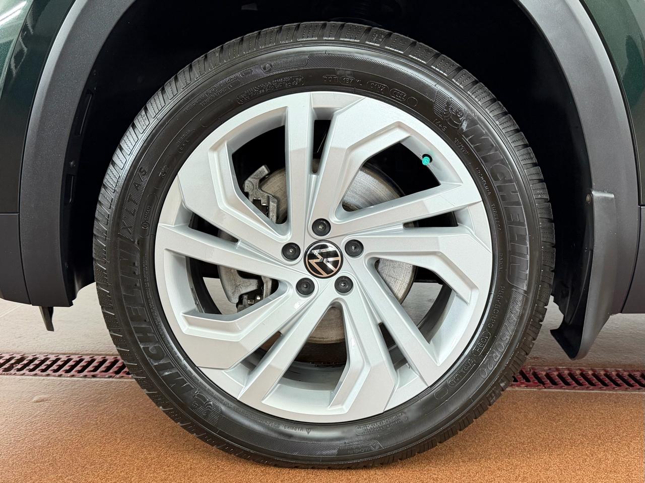 Volkswagen Atlas V6 SE w/Technology 4MOTION 2021