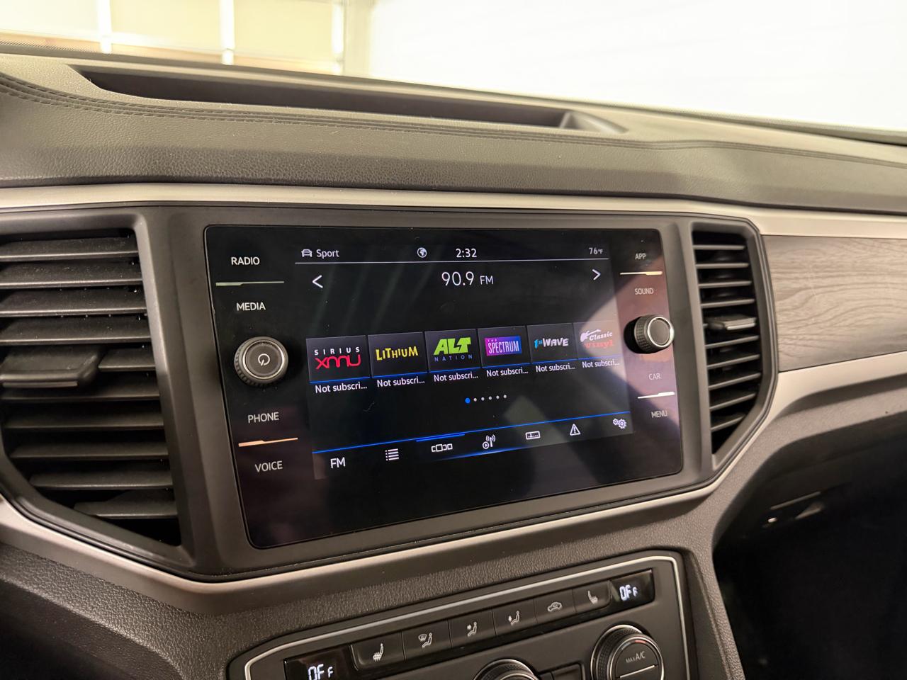 Volkswagen Atlas V6 SE w/Technology 4MOTION 2021