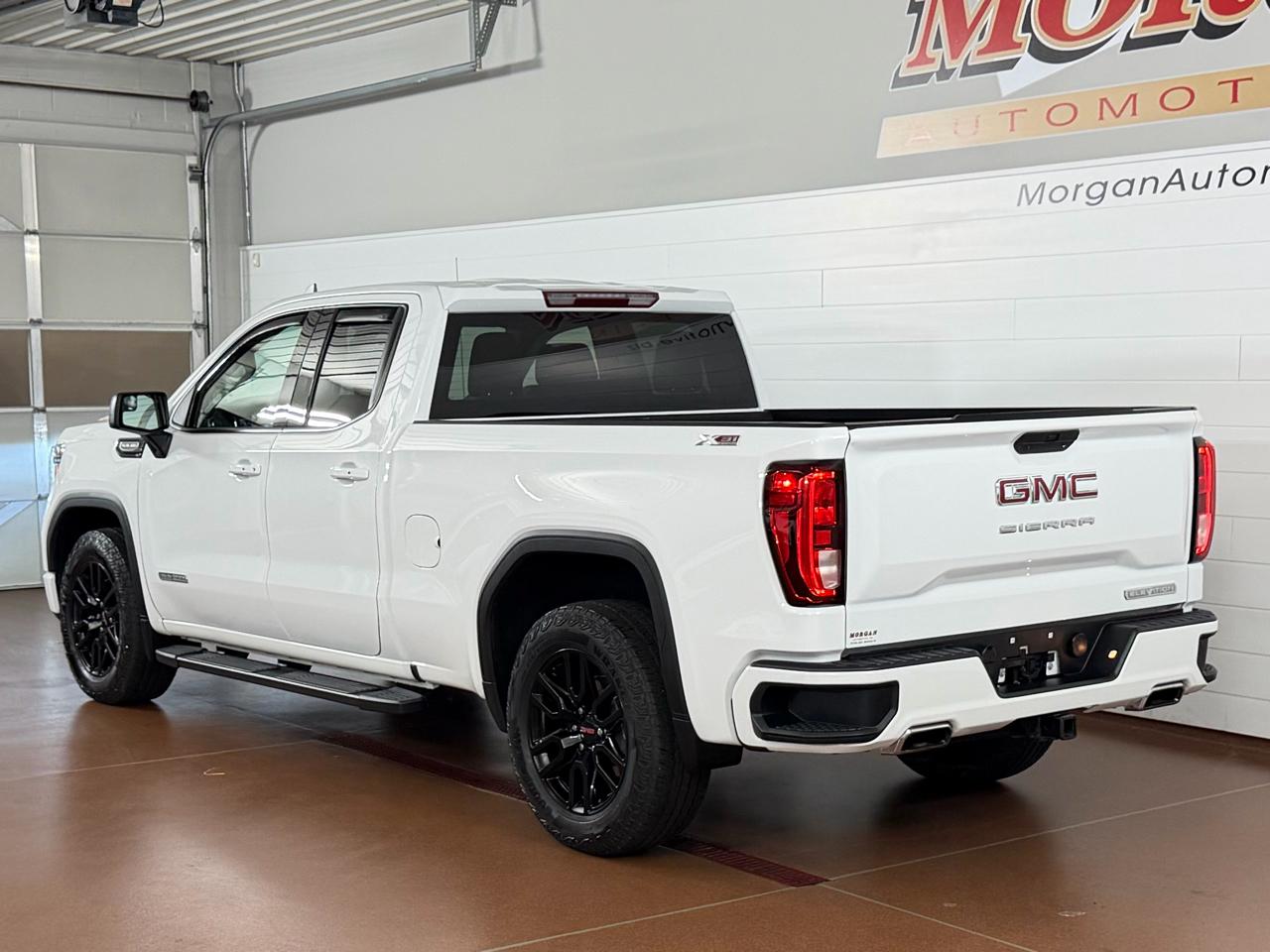 GMC Sierra 1500 Elevation Double Cab 4WD 2021