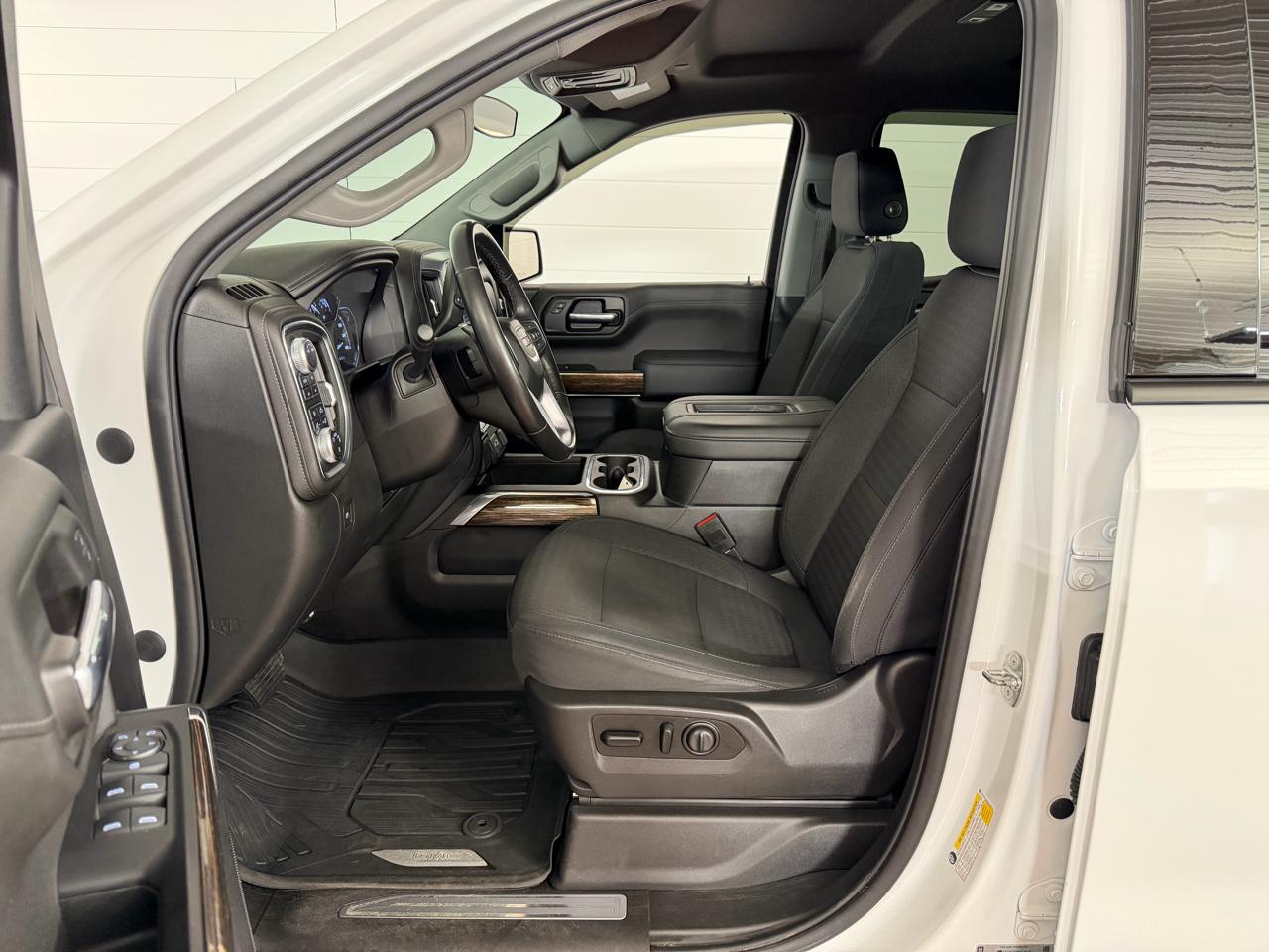 GMC Sierra 1500 Elevation Double Cab 4WD 2021